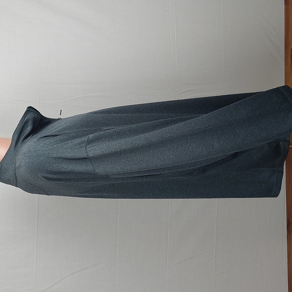 Zip up  long-sleeved - Picture 5 of 8